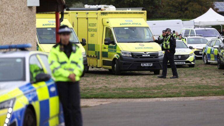 policias-base-inglaterra-reuters